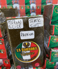 - La Squadra Farmz hash1 Psychedelic Treats EU | Discreet Online Retailer